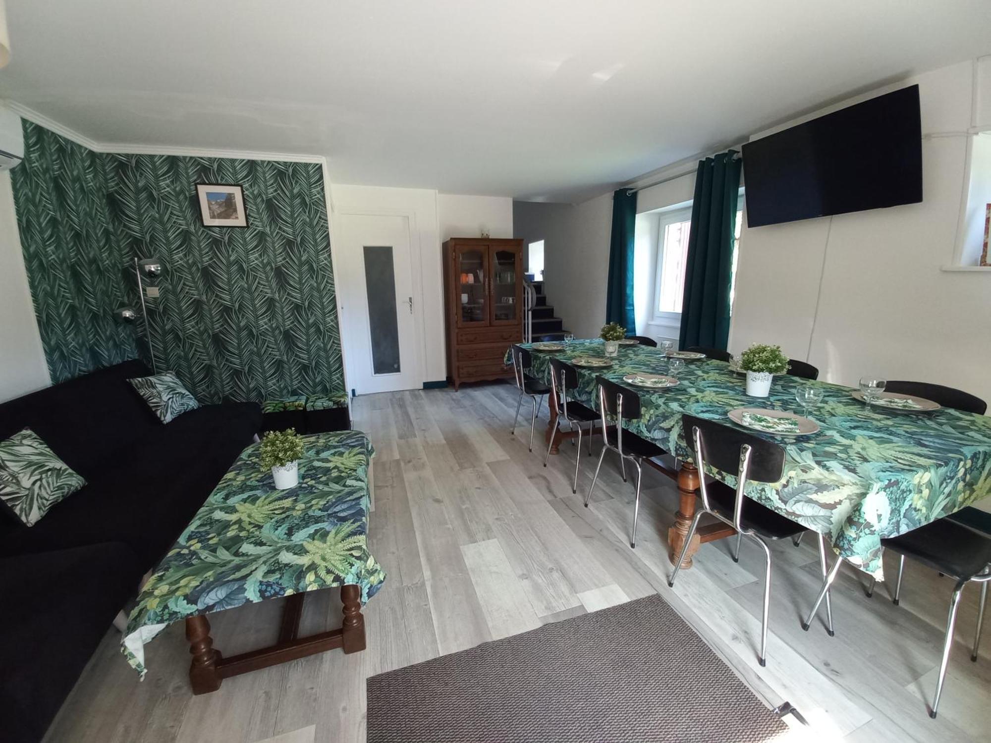 Domaine De Fontsauzine - Gites Et Chambre D'Hotes Genouille  Luaran gambar
